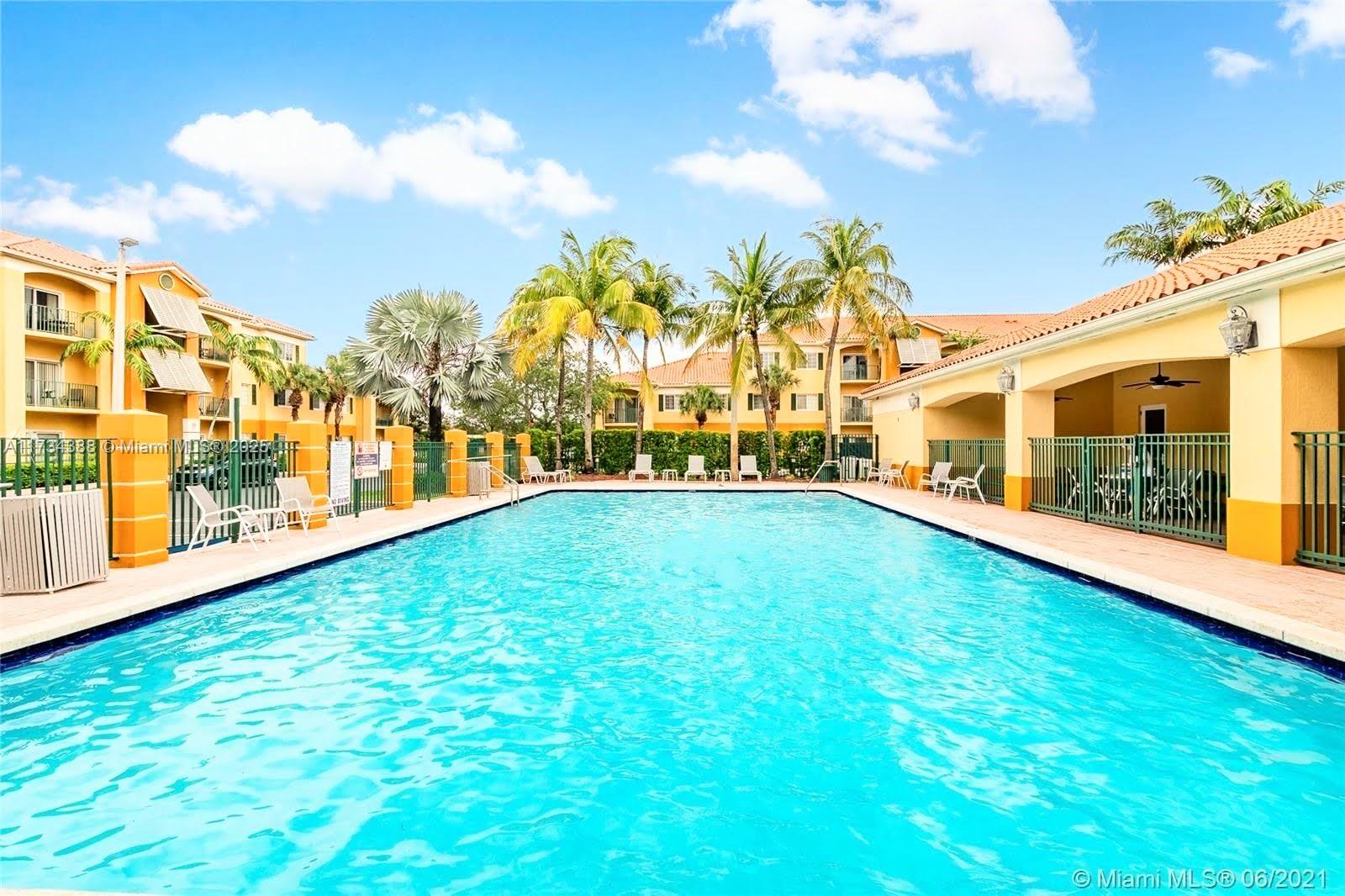 PALM GARDENS AT DORAL CON - Residential