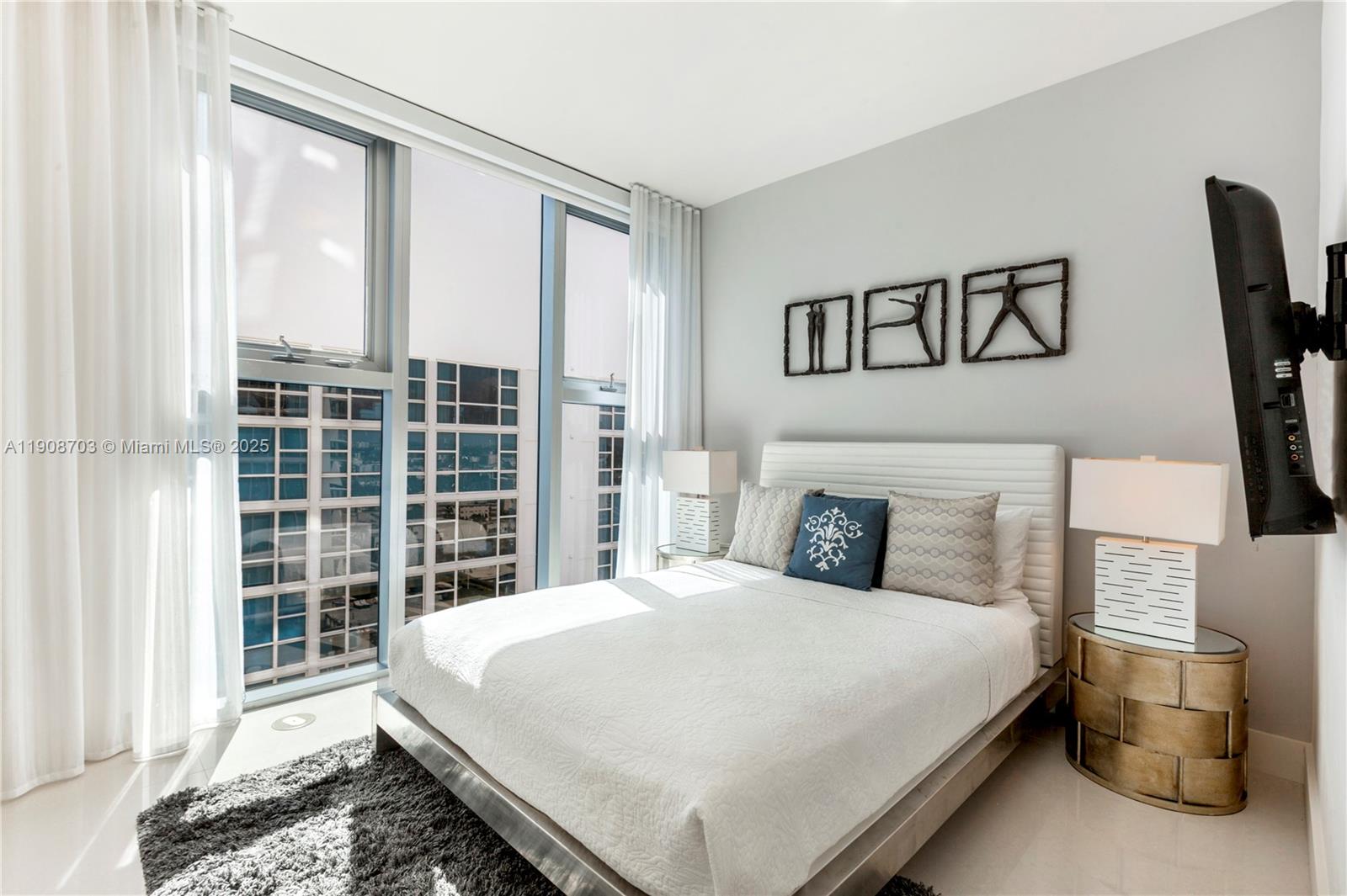 NORTH CARILLON BEACH COND - Residential Lease