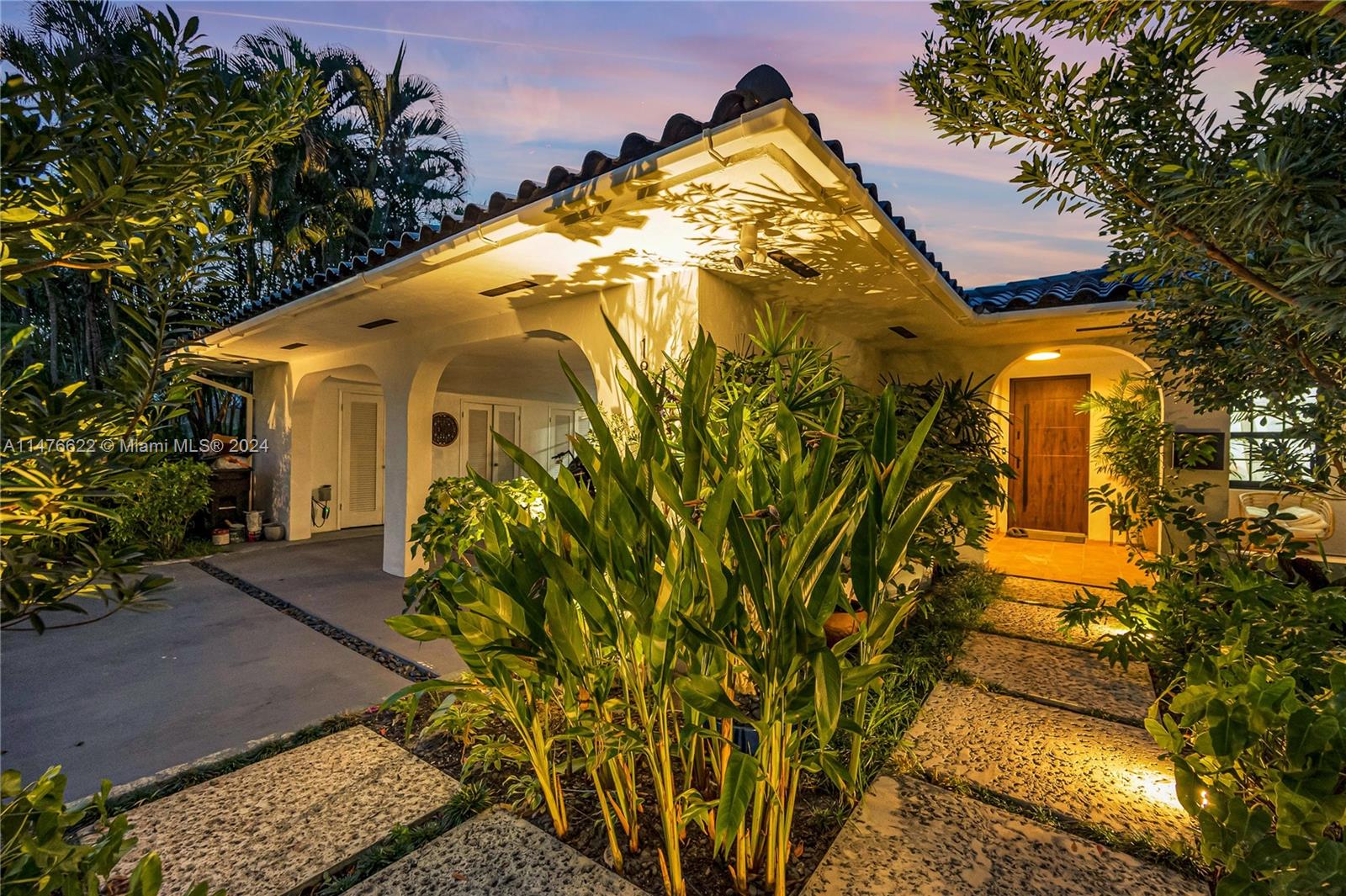 BISCAYNE POINT - Residential
