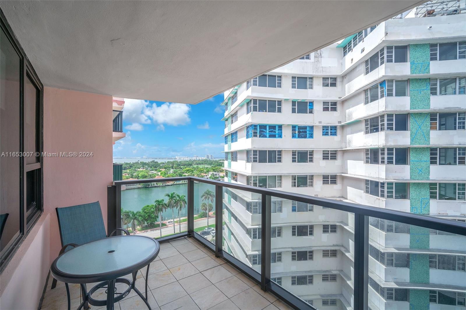THE ALEXANDER CONDO - Residential