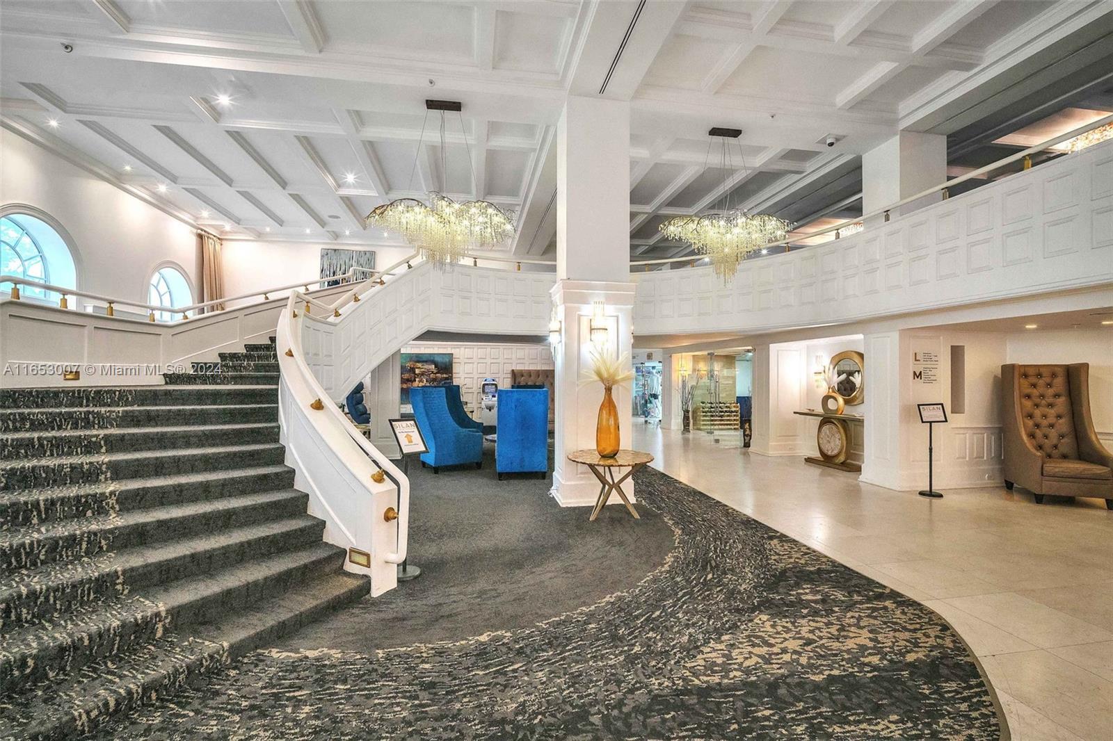 THE ALEXANDER CONDO - Residential