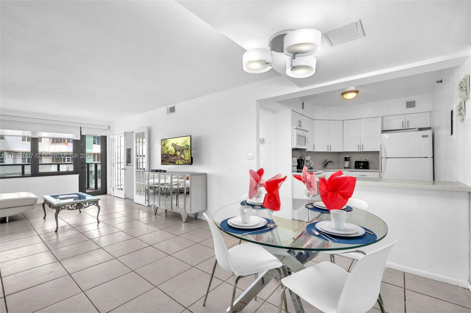 THE ALEXANDER CONDO - Residential