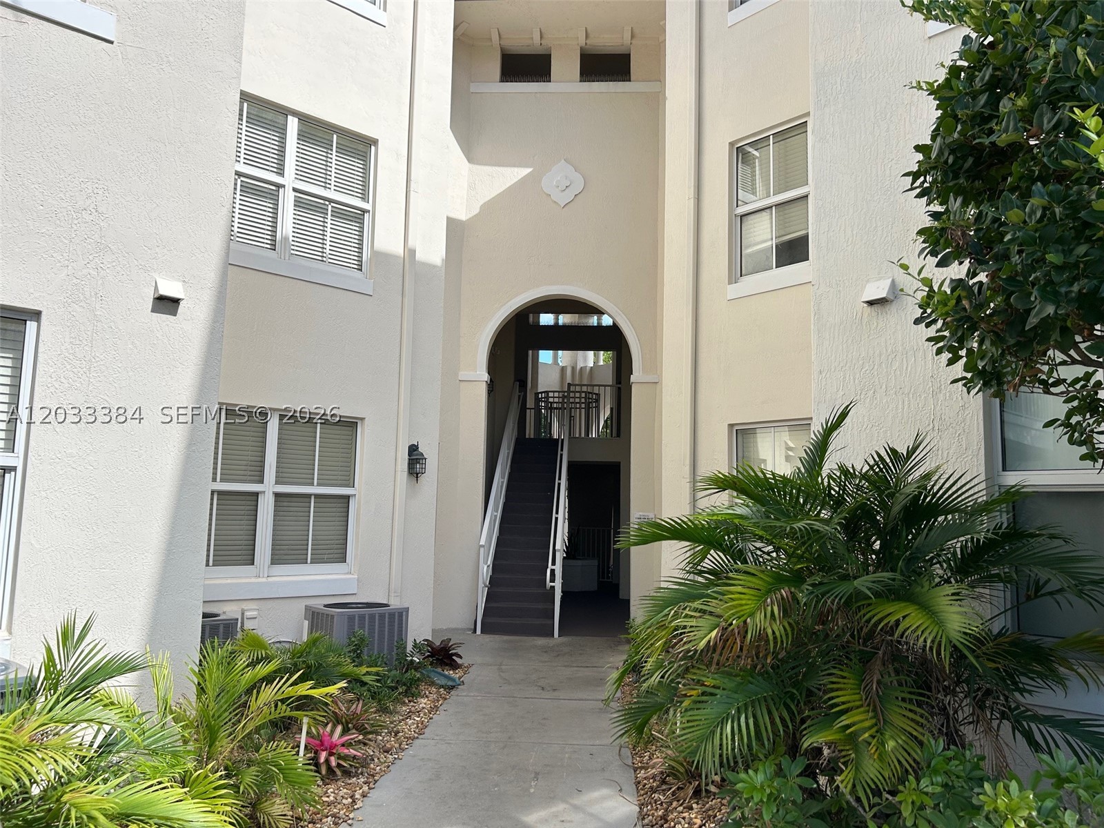 ST MORTIZ AT DORAL CONDO - Residential Lease
