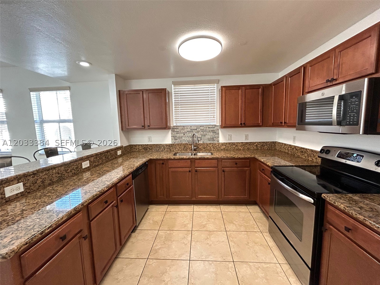 ST MORTIZ AT DORAL CONDO - Residential Lease