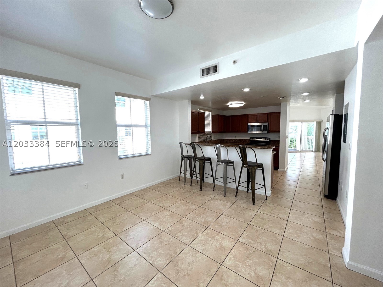 ST MORTIZ AT DORAL CONDO - Residential Lease