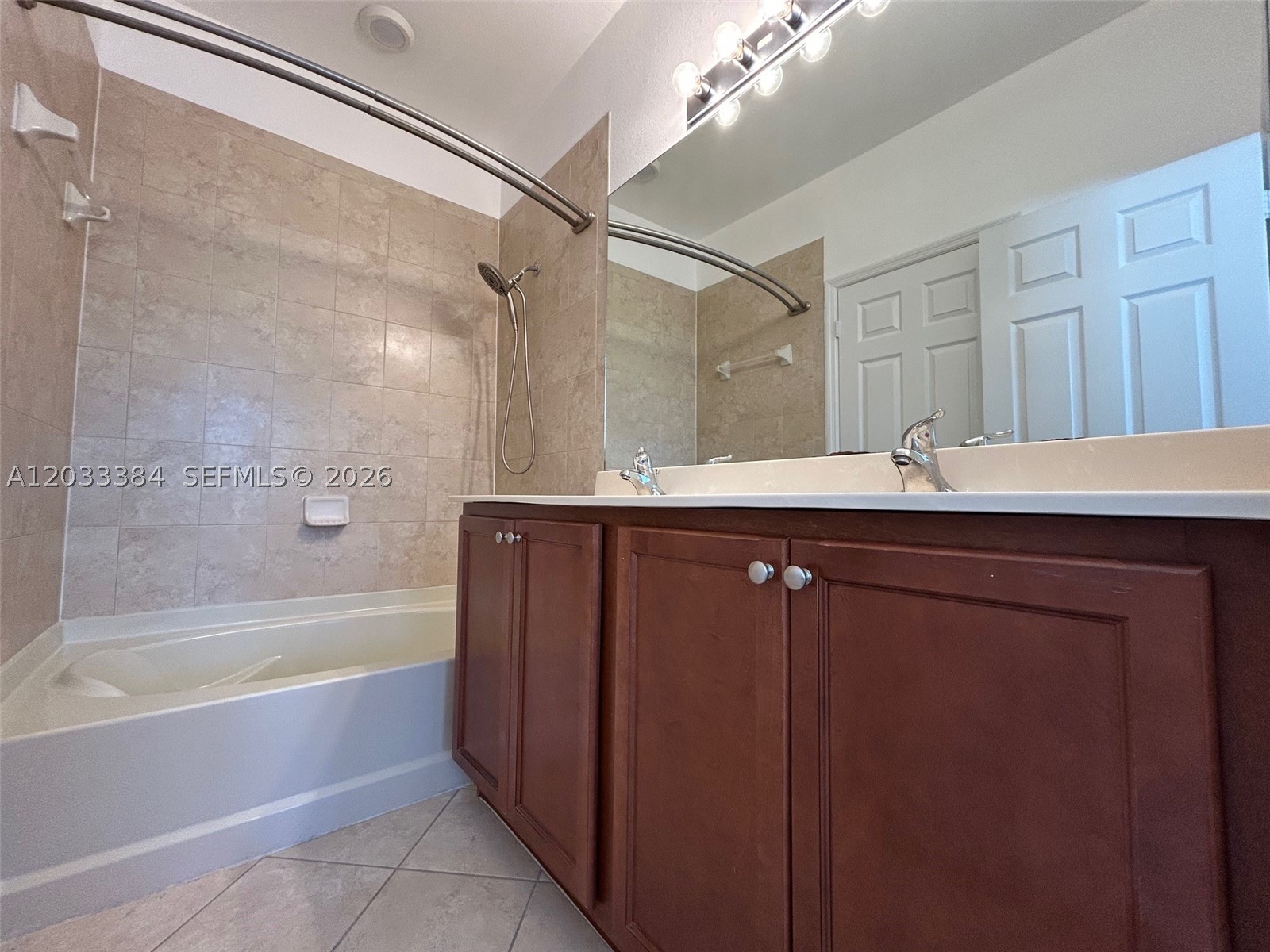 ST MORTIZ AT DORAL CONDO - Residential Lease