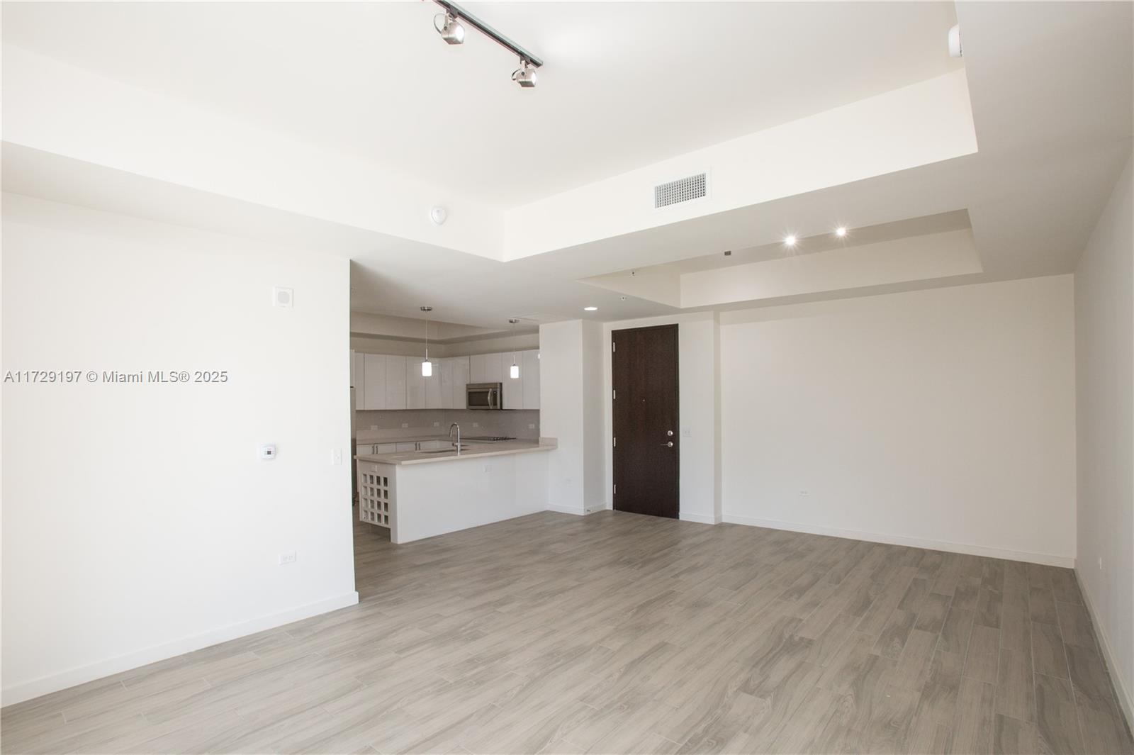 NINE AT MARY BRICKELL - Residential Lease