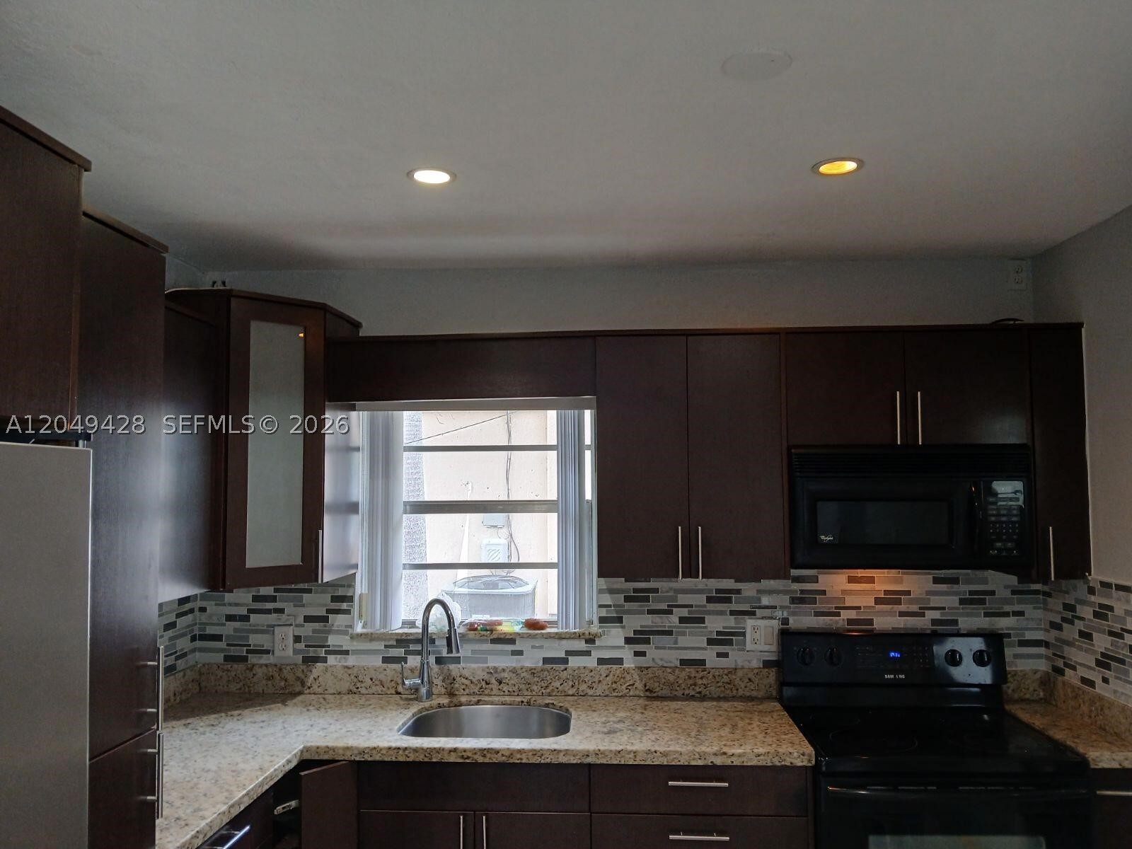 BREEZE HAVEN NO 2 42-23 B - Residential