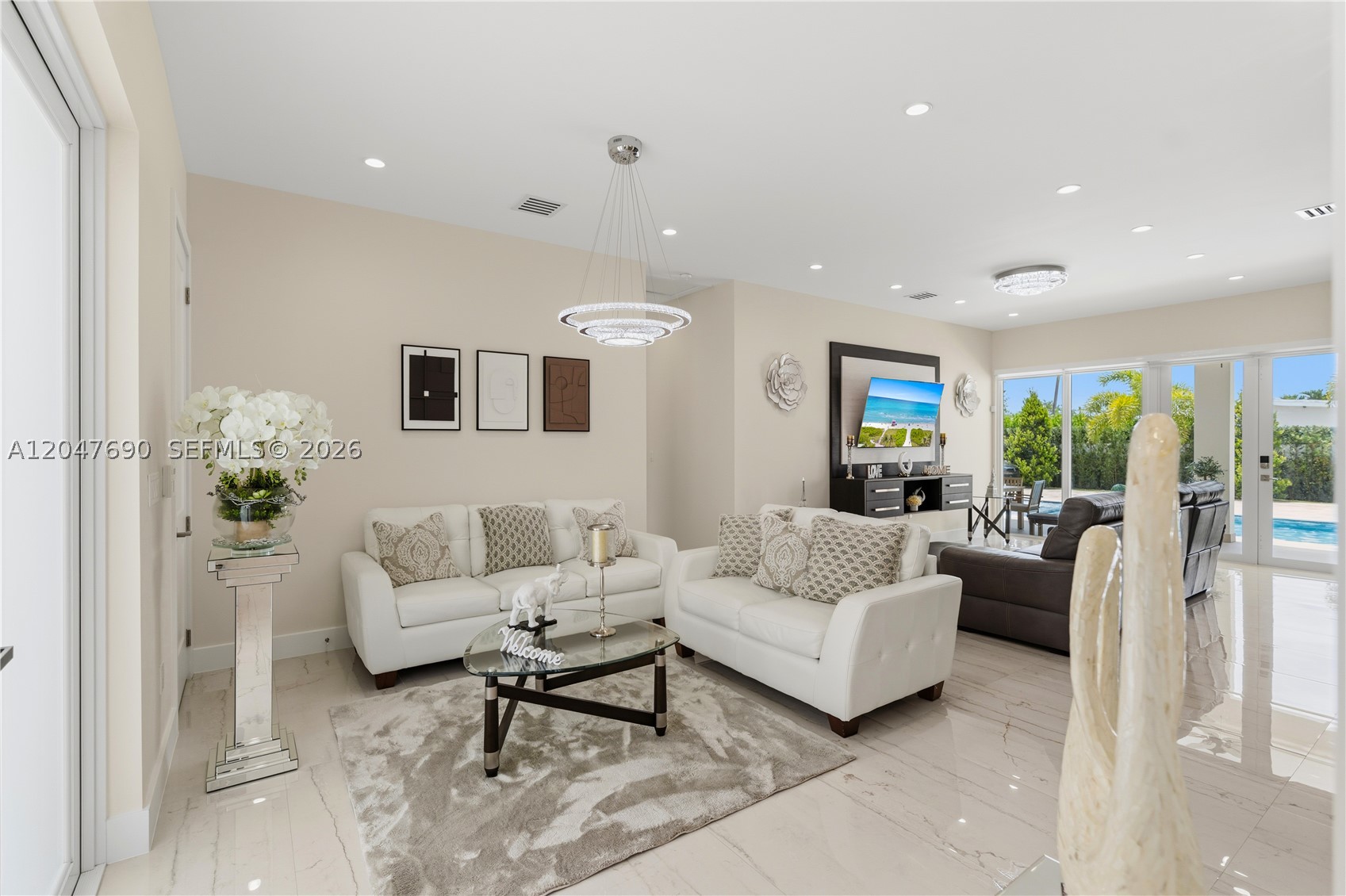 LEE MANOR 3RD ADDN - Residential