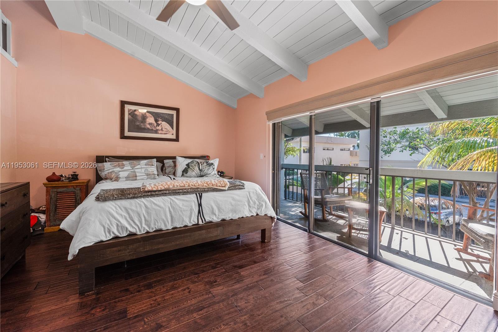KENDALL GLENN CONDO - Residential