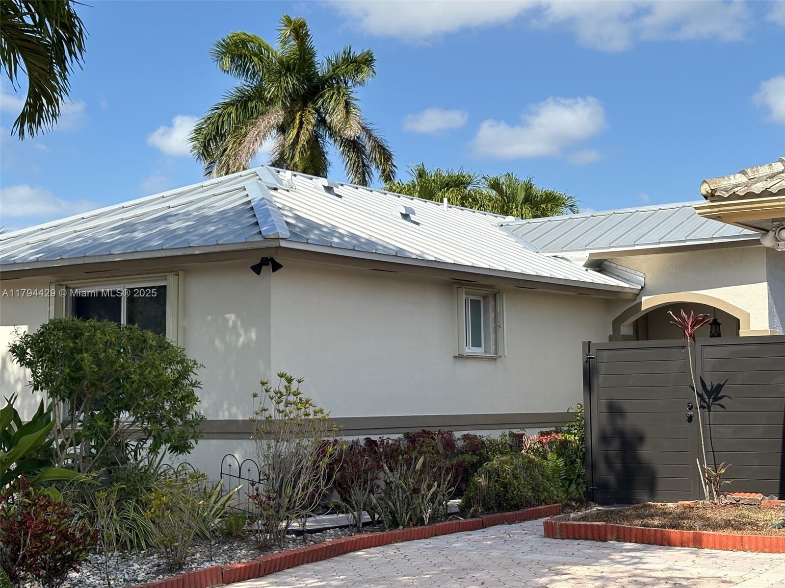 P A AT WEST SUNSET - Residential