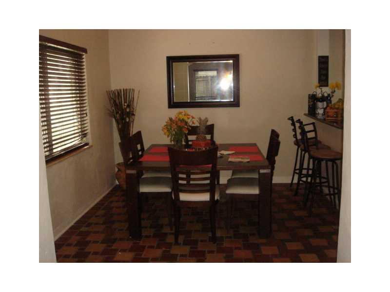 ESPANOLA VILLAS 1ST ADDN - Residential