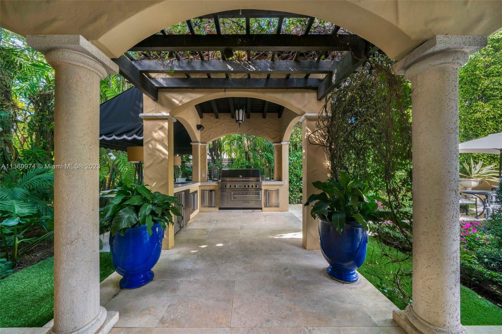 CORAL GABLES SEC E - Residential