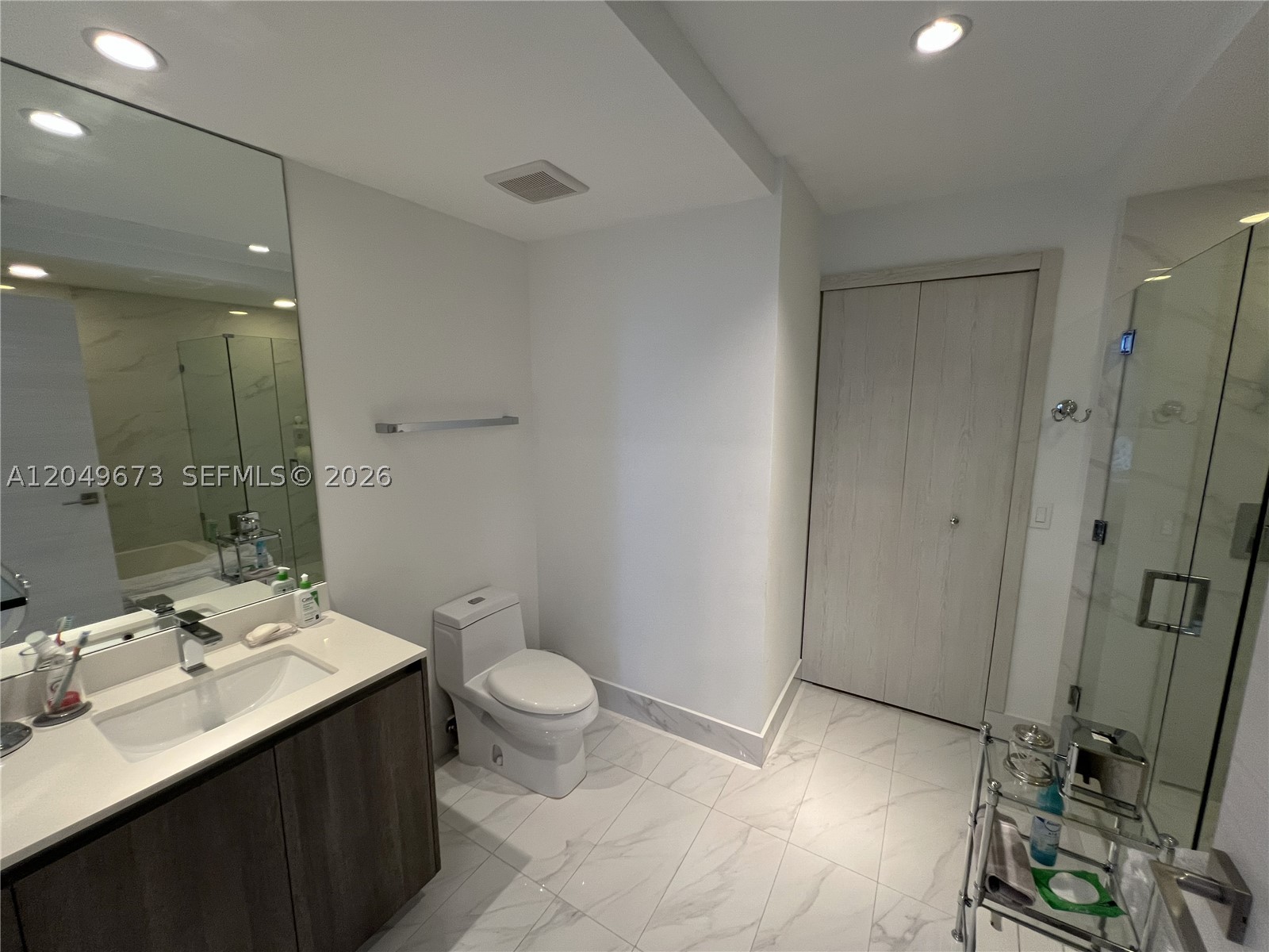 801 SMA RESIDENCES CONDO - Residential