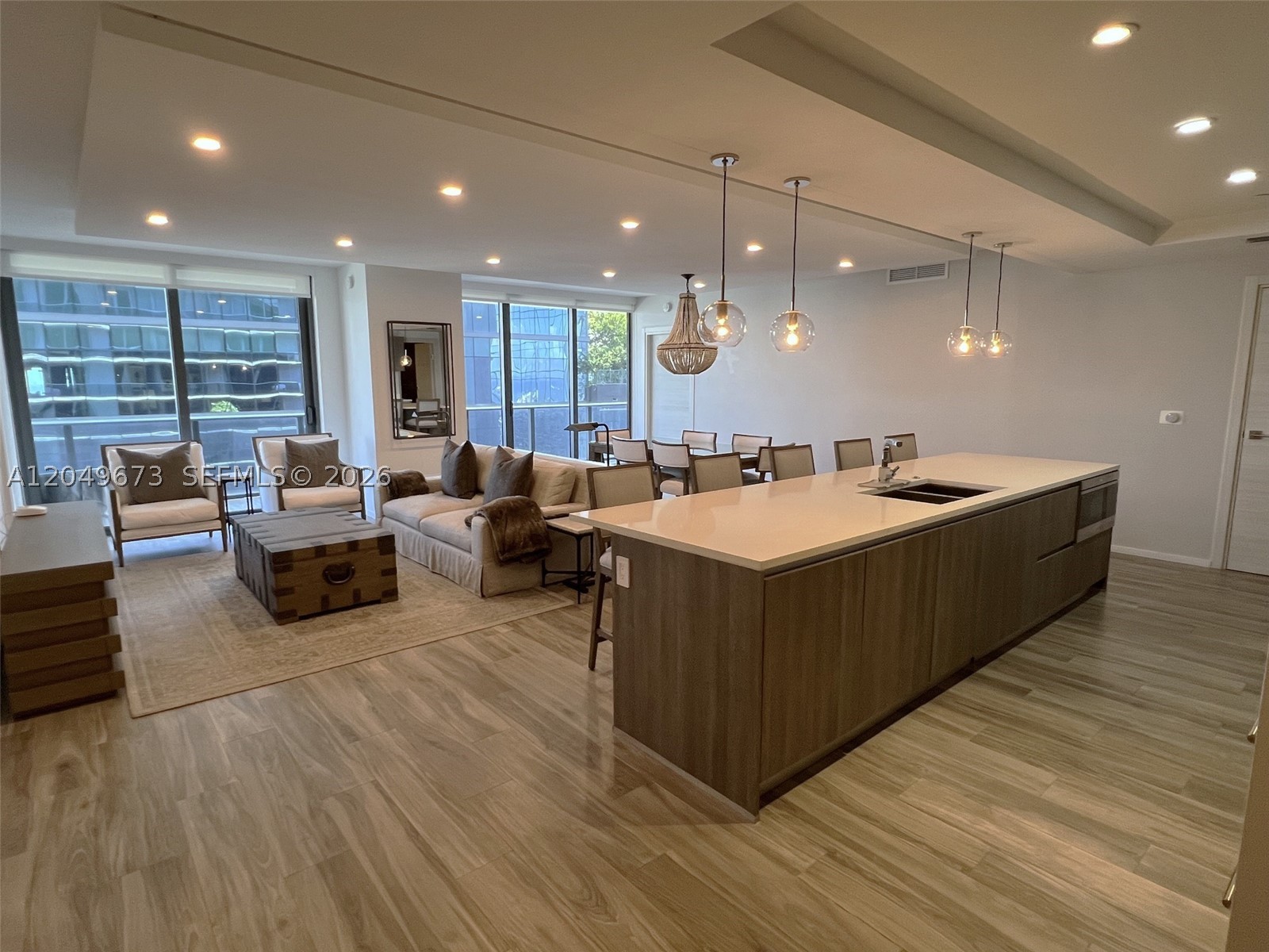 801 SMA RESIDENCES CONDO - Residential