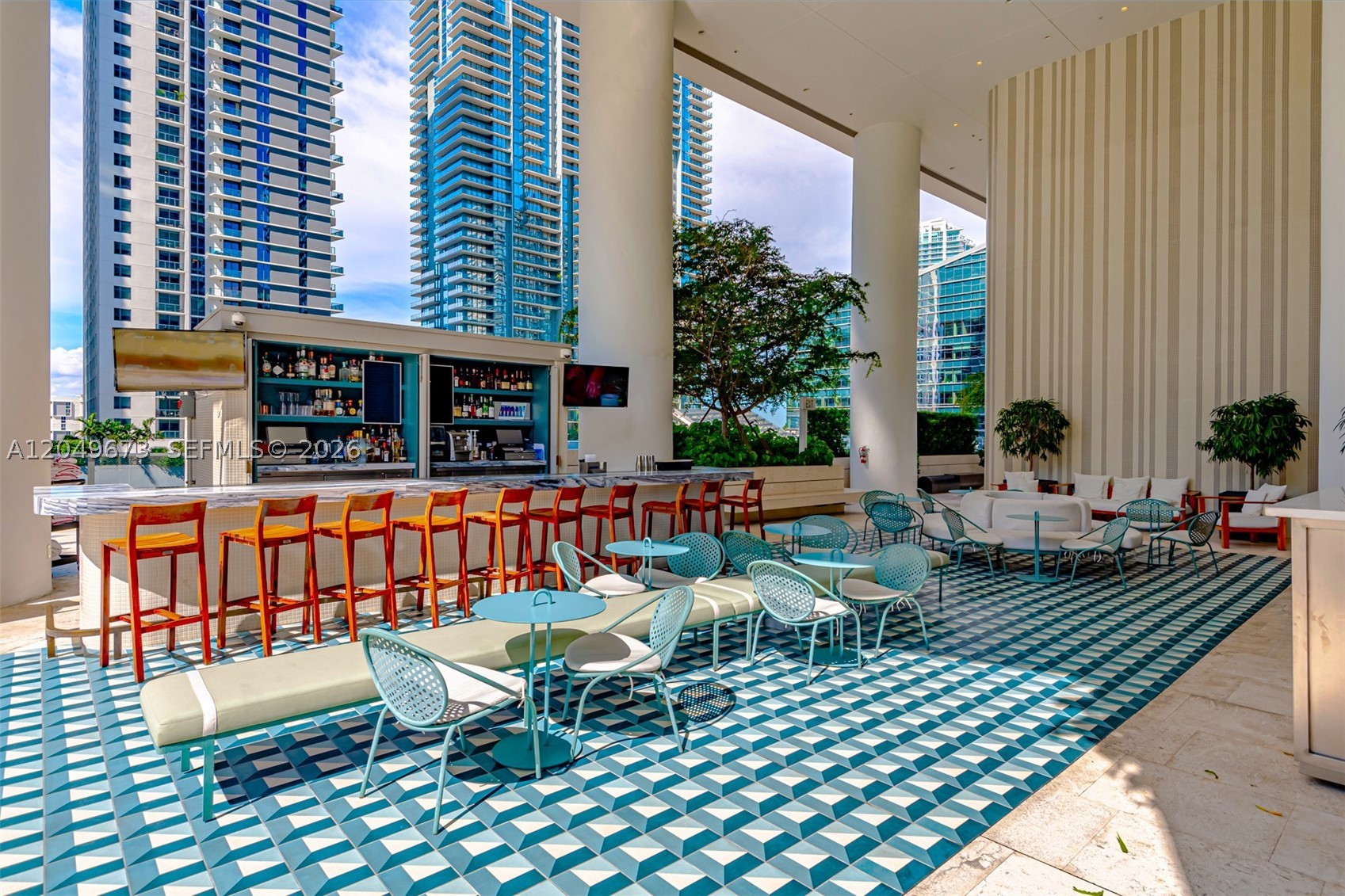 801 SMA RESIDENCES CONDO - Residential