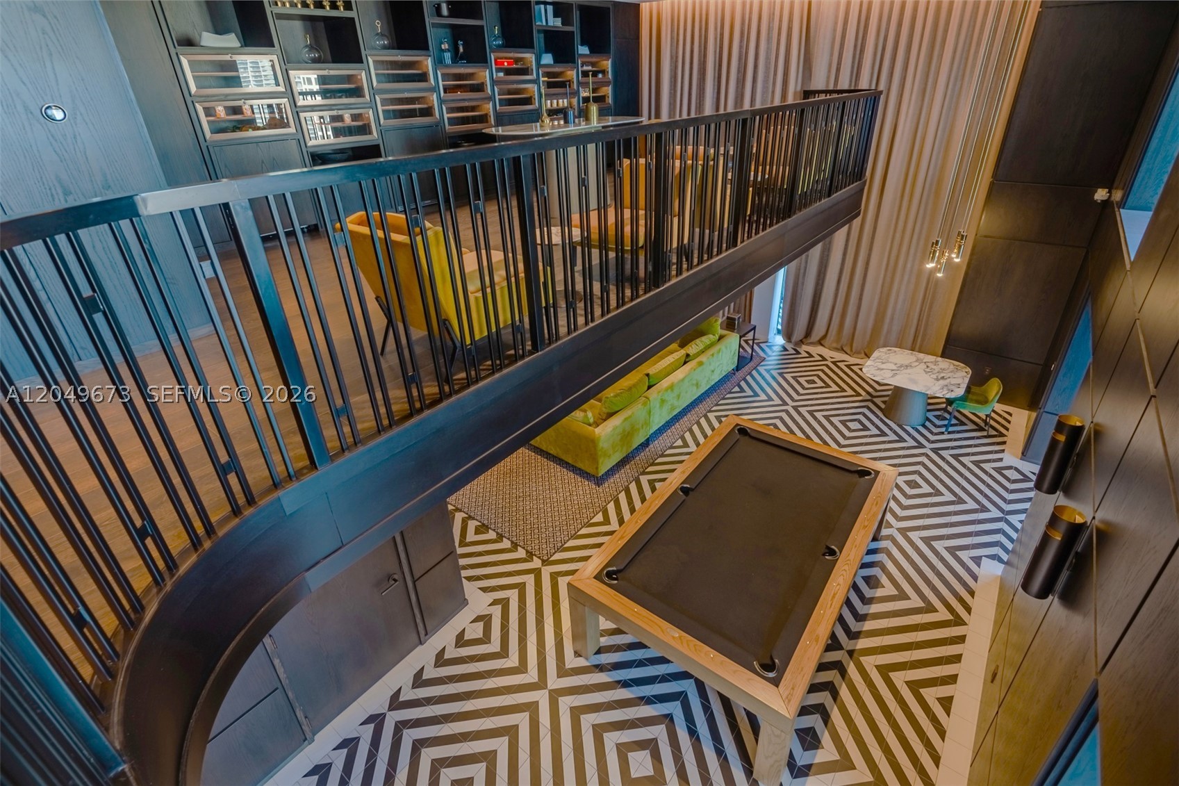 801 SMA RESIDENCES CONDO - Residential