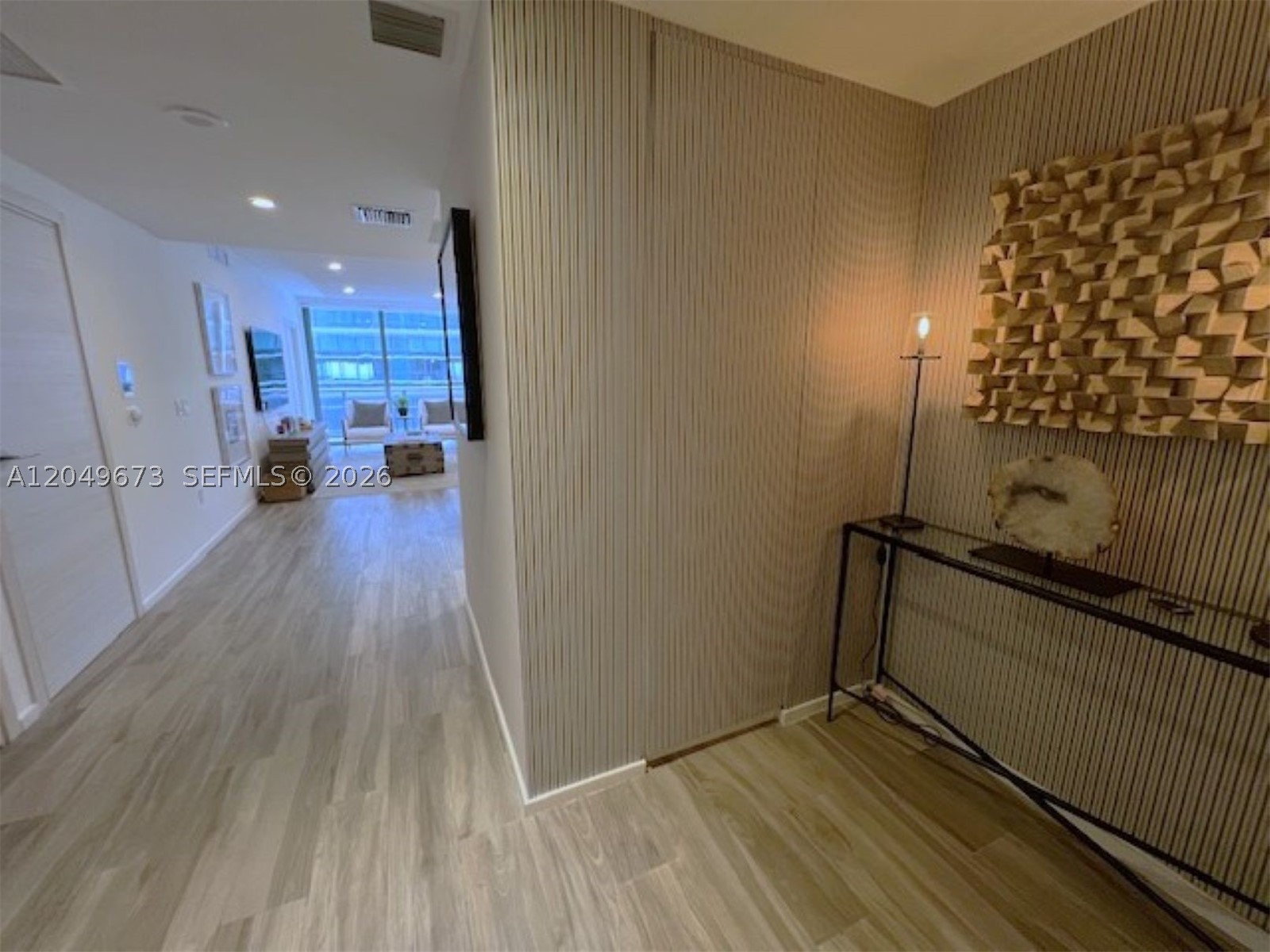 801 SMA RESIDENCES CONDO - Residential