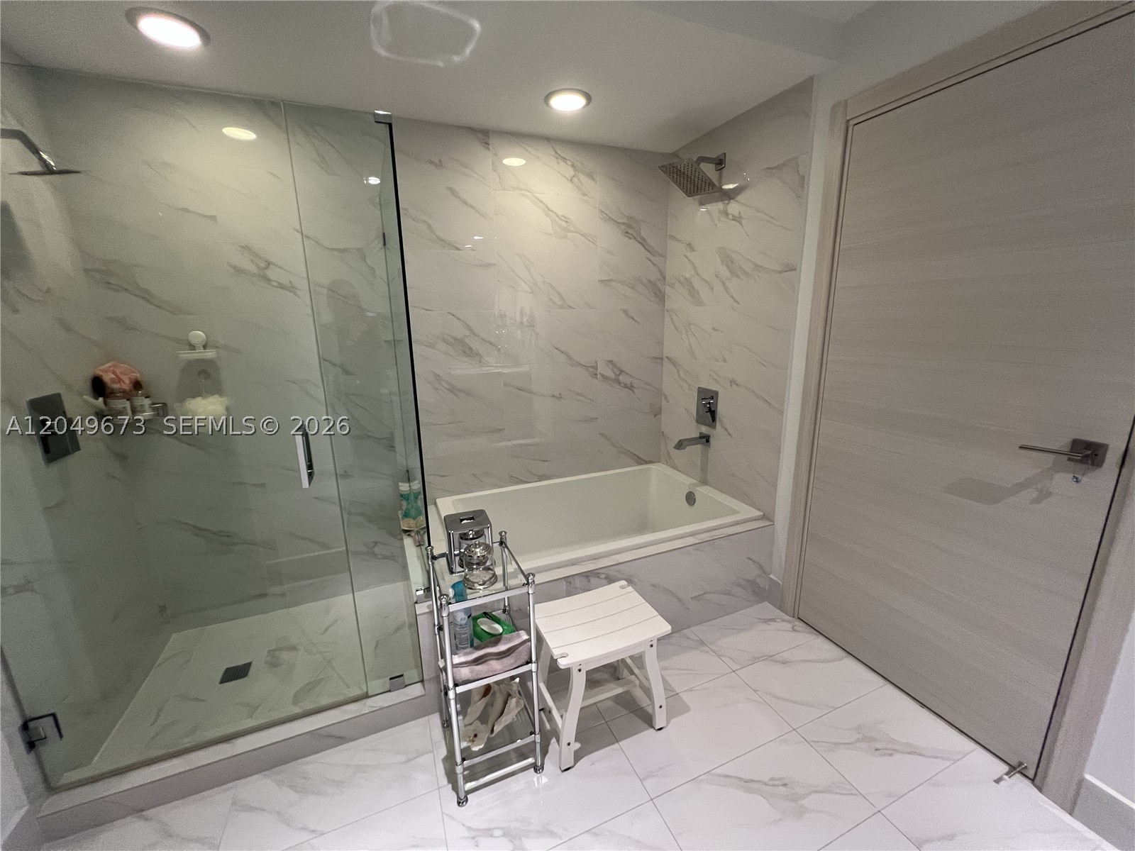 801 SMA RESIDENCES CONDO - Residential