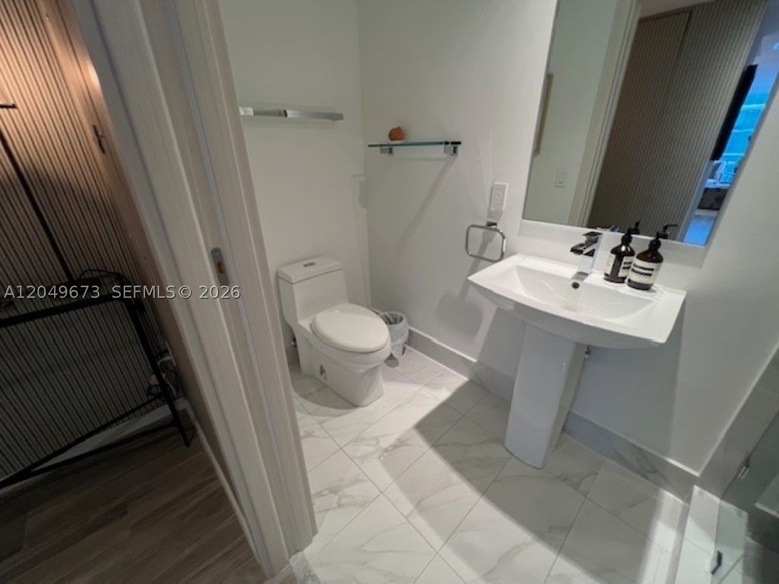 801 SMA RESIDENCES CONDO - Residential