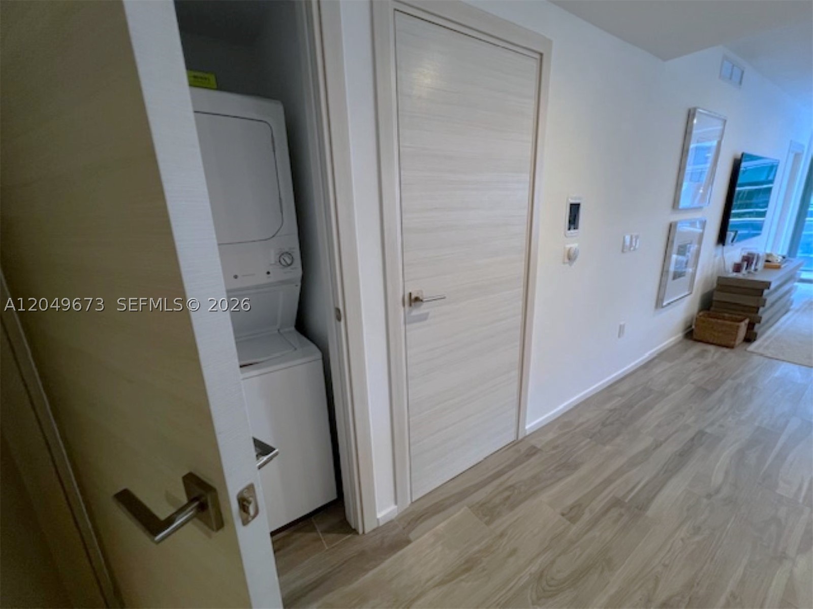 801 SMA RESIDENCES CONDO - Residential