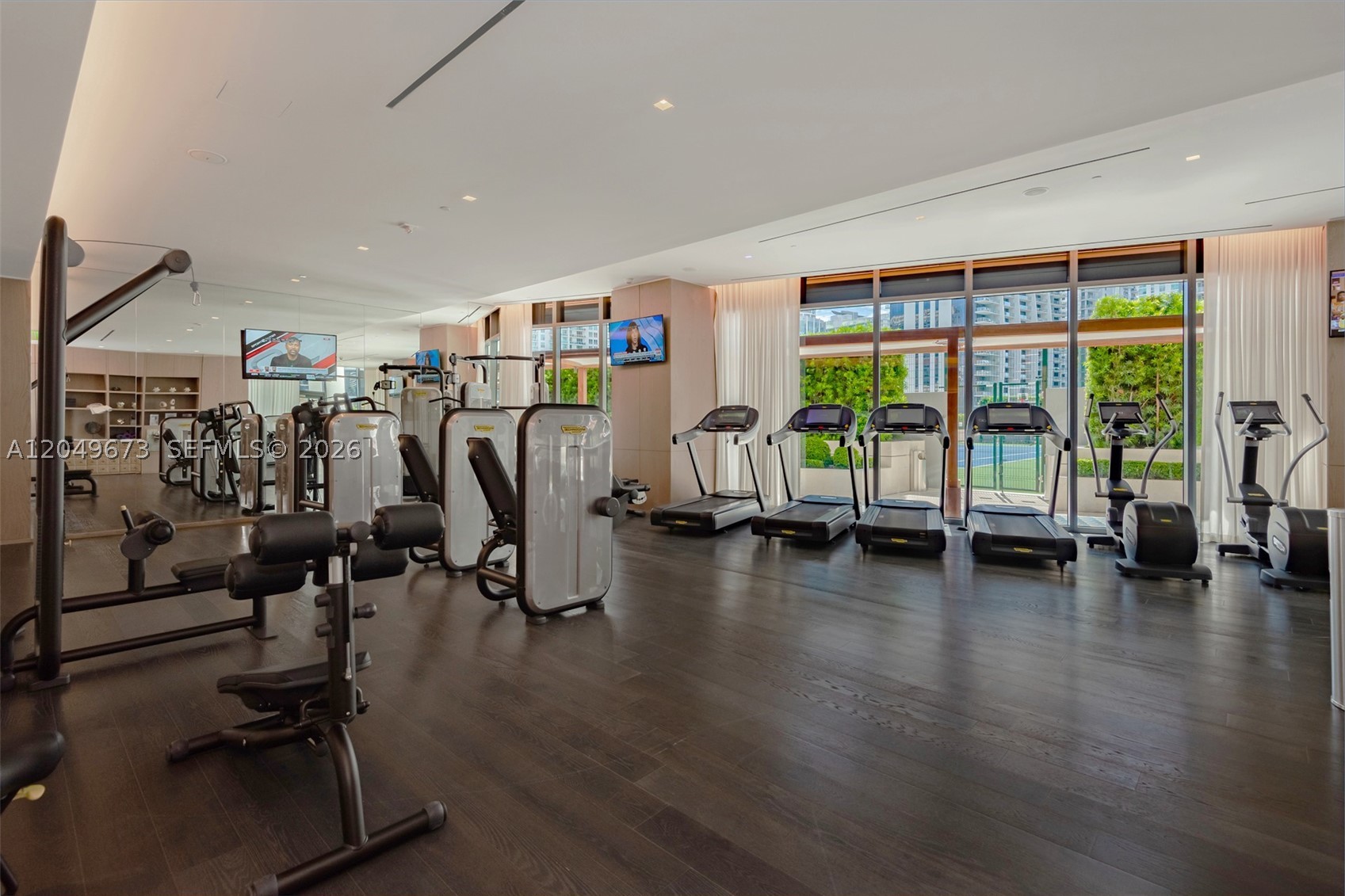801 SMA RESIDENCES CONDO - Residential