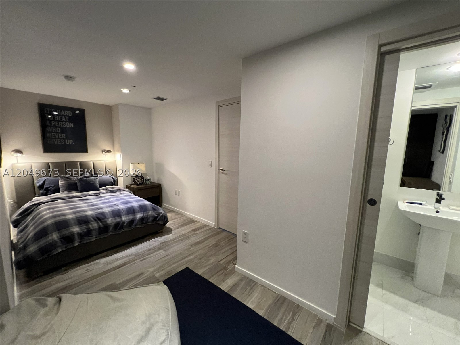 801 SMA RESIDENCES CONDO - Residential