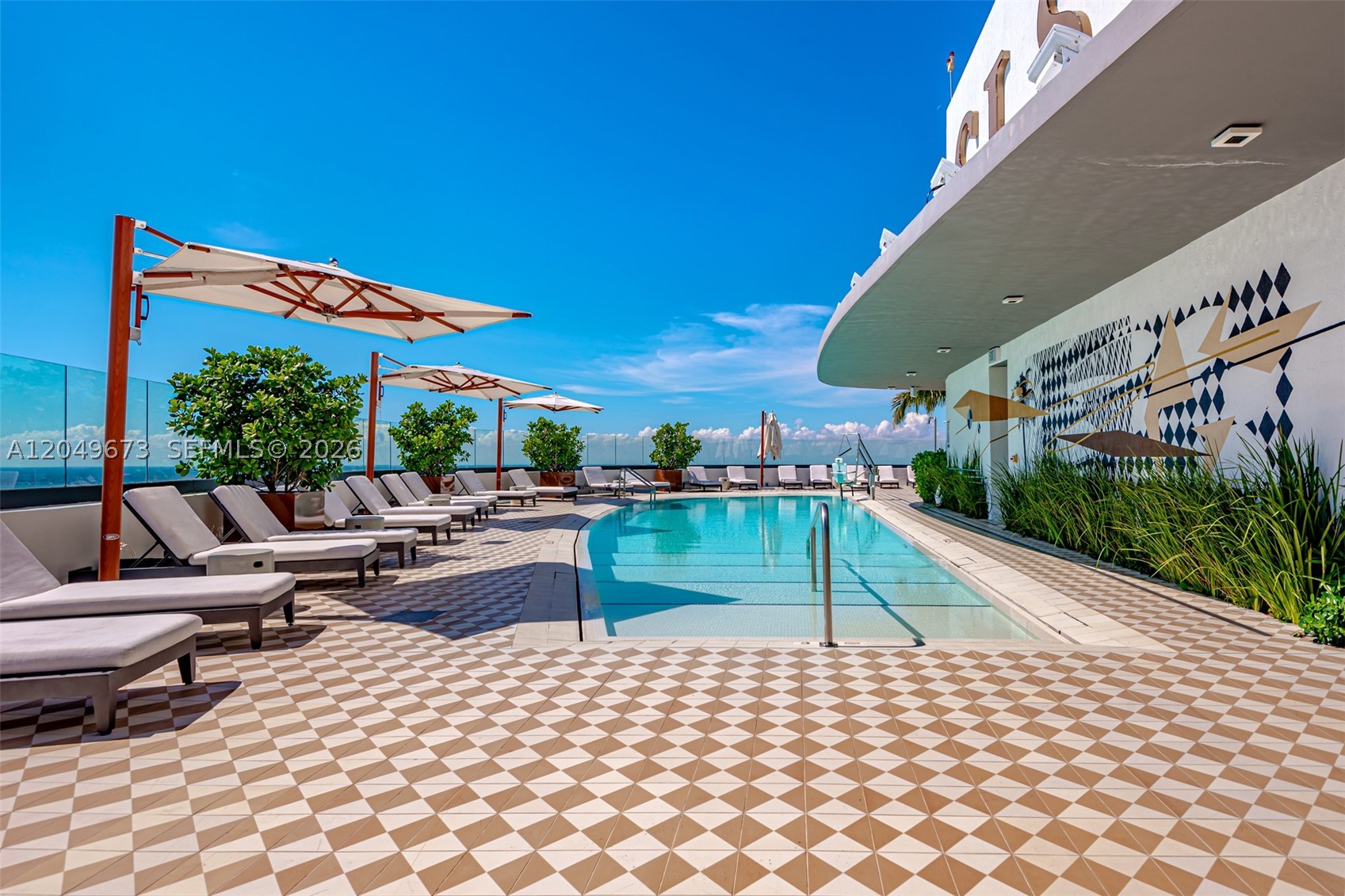 801 SMA RESIDENCES CONDO - Residential