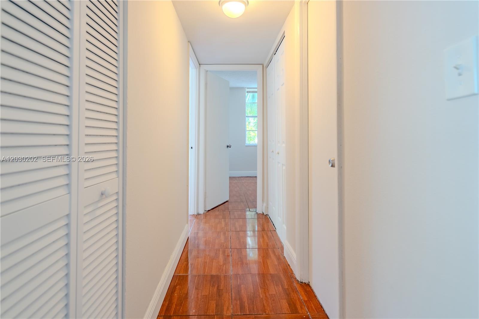 MONTECARLO CONDO - Residential