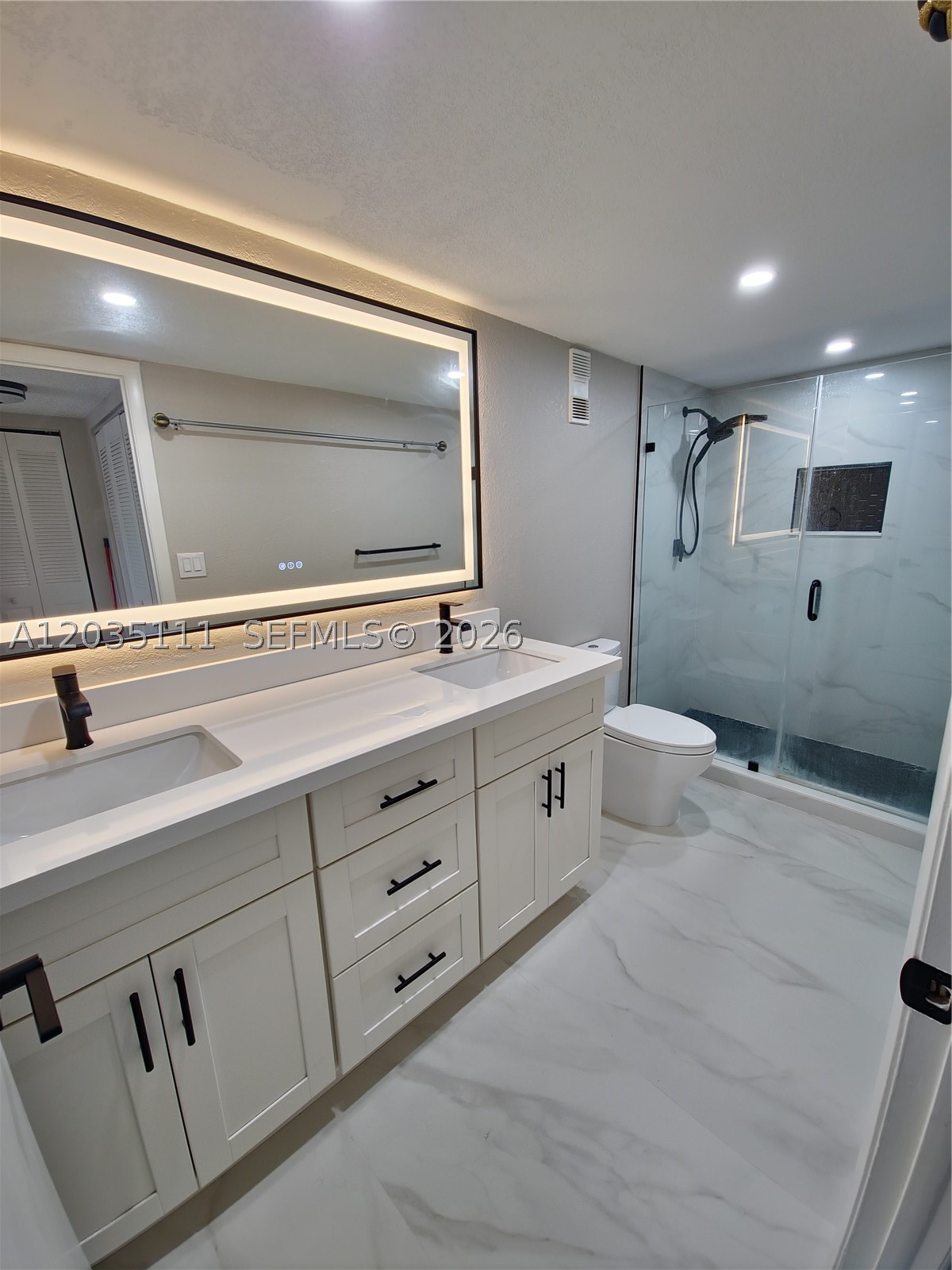 WILSHIRE CONDO - Residential