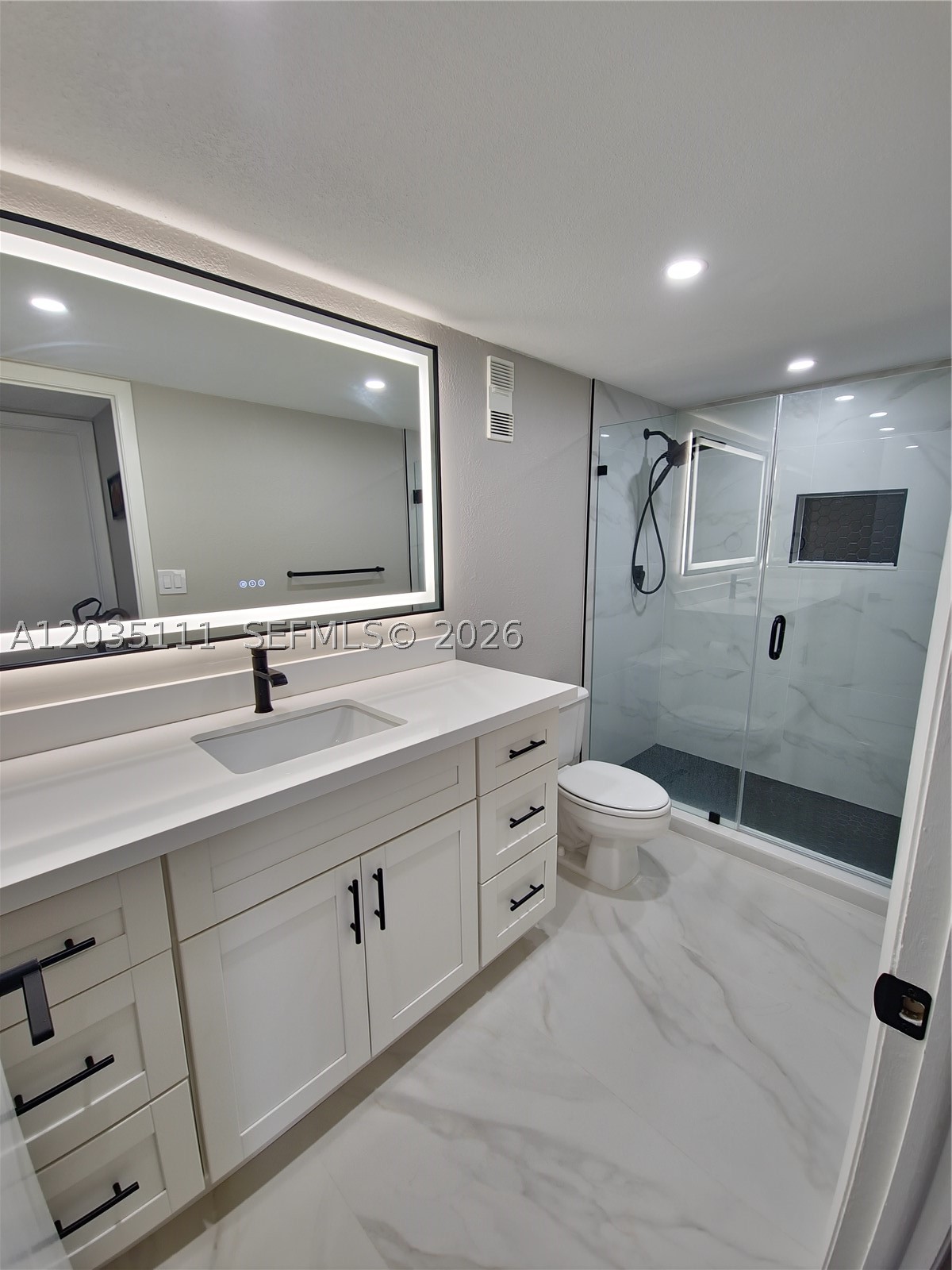 WILSHIRE CONDO - Residential