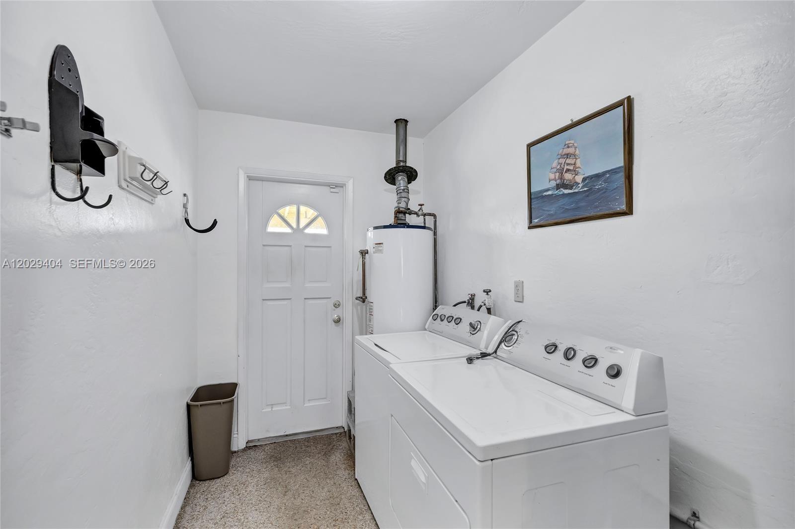 BROADVIEW COUNTRY CLUB ES - Residential