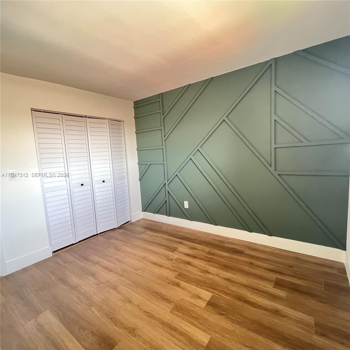 VISIONS AT FOUNTAINBLEAU - Residential