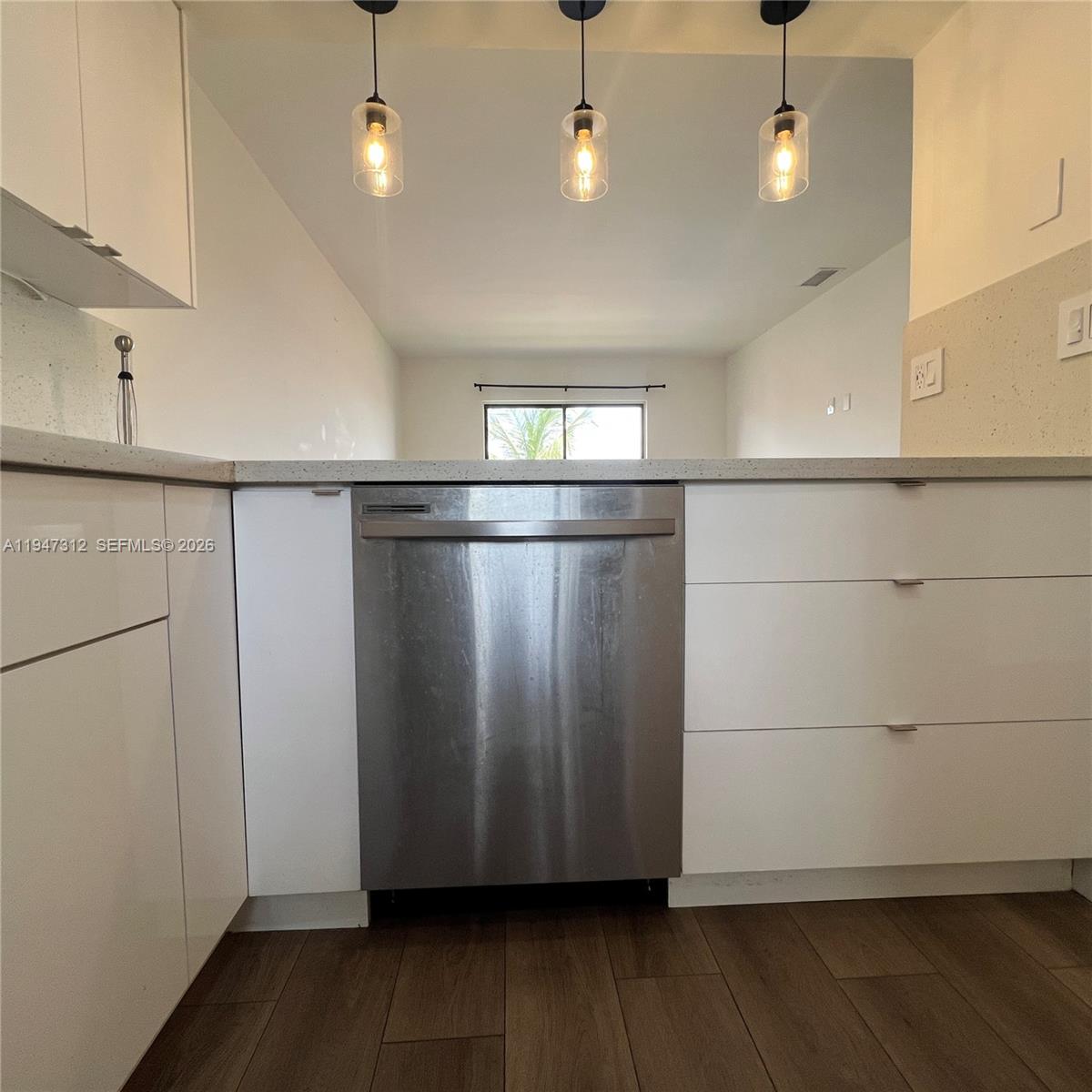 VISIONS AT FOUNTAINBLEAU - Residential