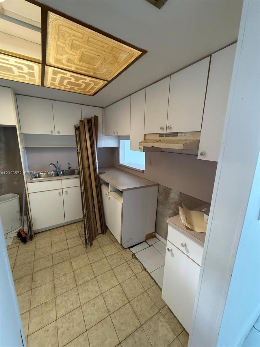 SIXTH MOORINGS CONDO - Residential