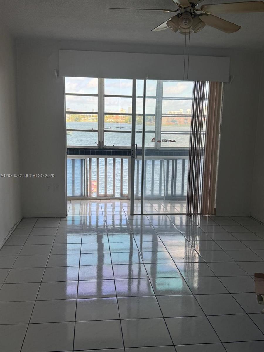 SIXTH MOORINGS CONDO - Residential