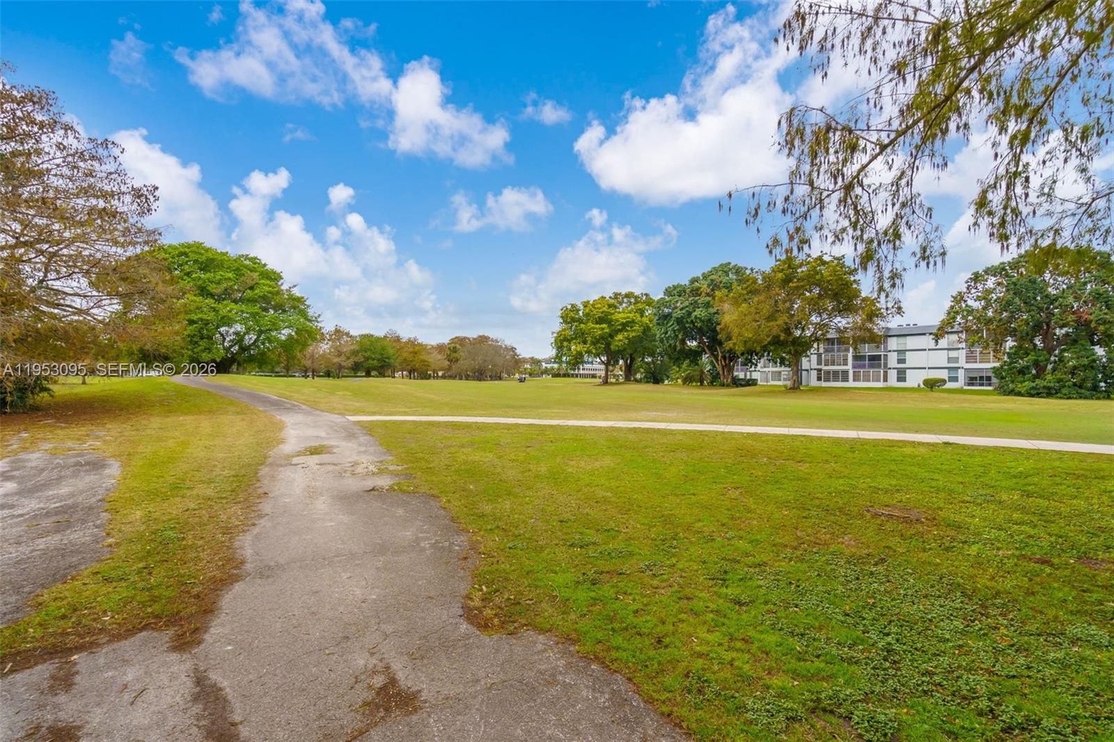 SANDS POINT CONDOMINIUM V - Residential