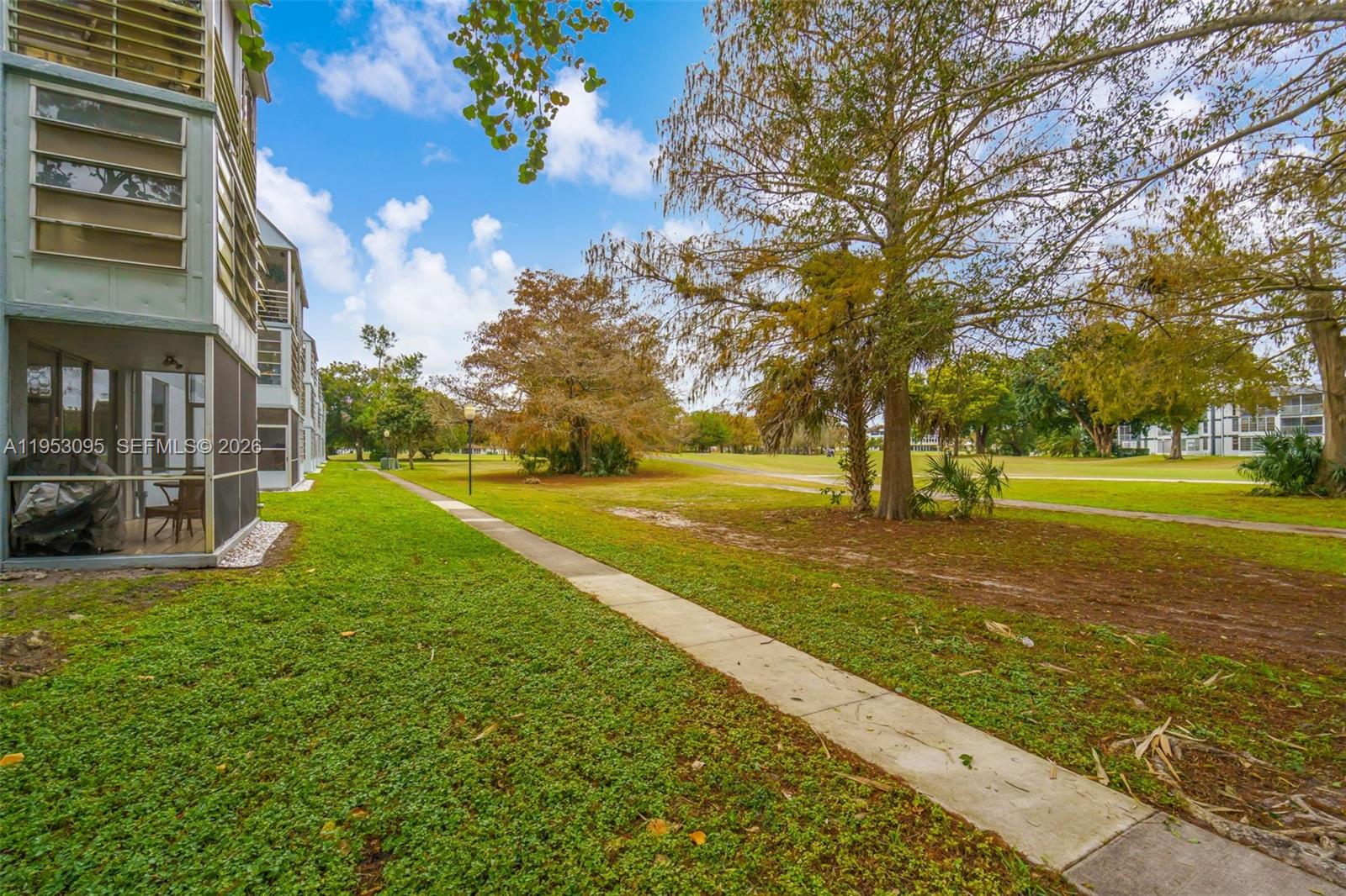 SANDS POINT CONDOMINIUM V - Residential