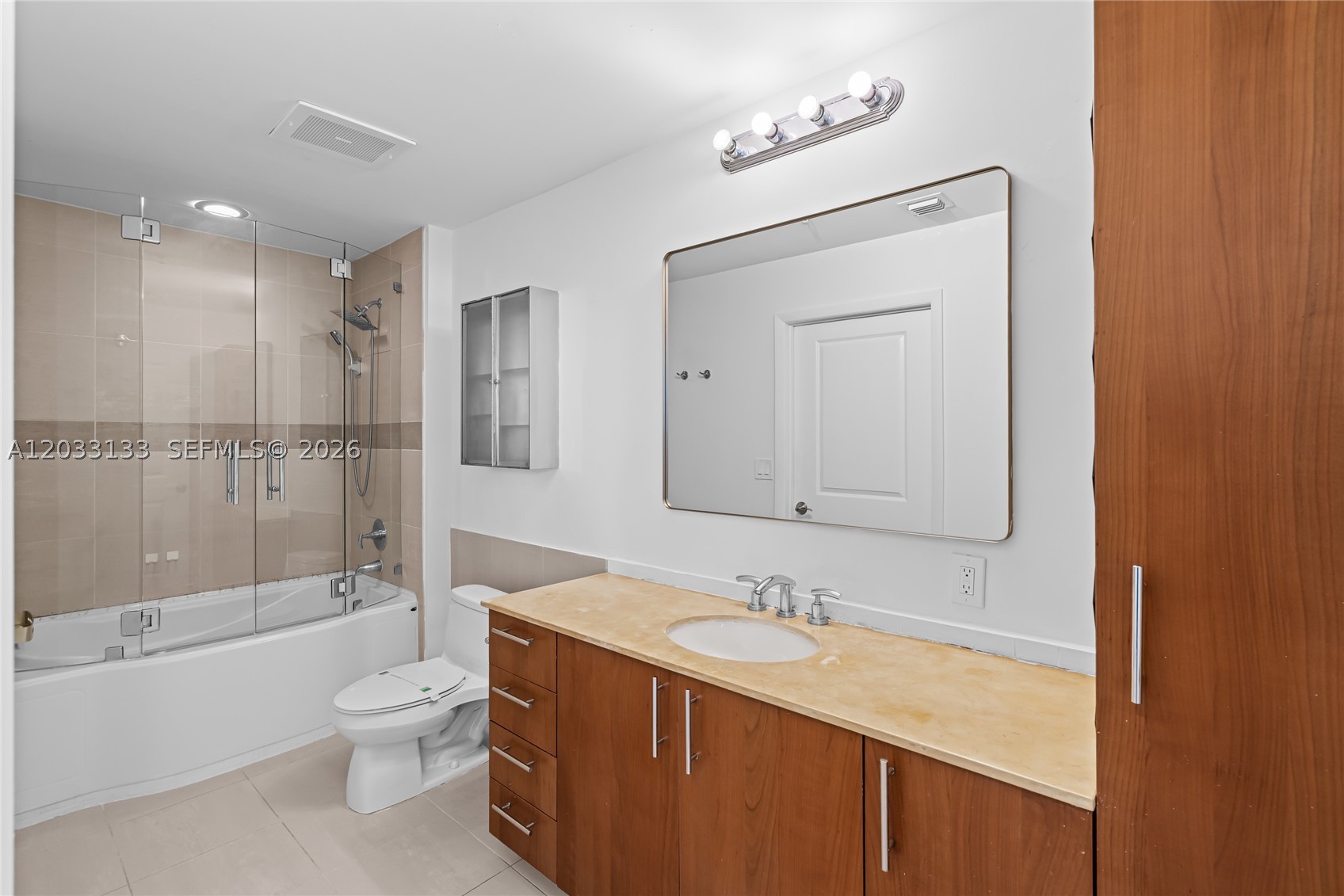 OCEAN MARINE YACHT CLUB - Residential