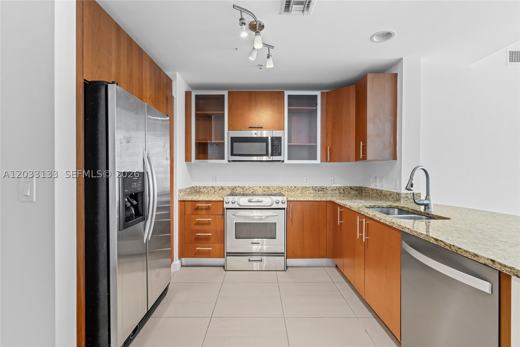 OCEAN MARINE YACHT CLUB - Residential