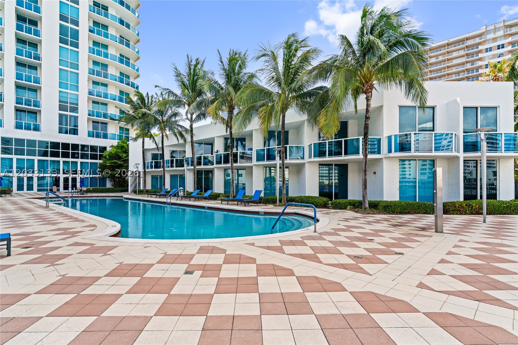 OCEAN MARINE YACHT CLUB - Residential