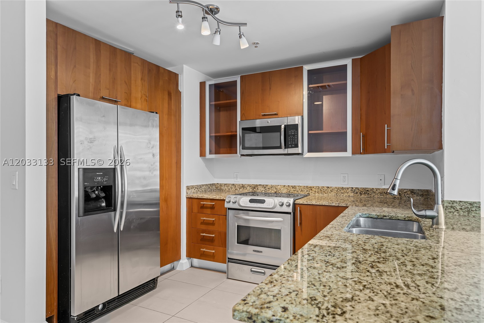OCEAN MARINE YACHT CLUB - Residential