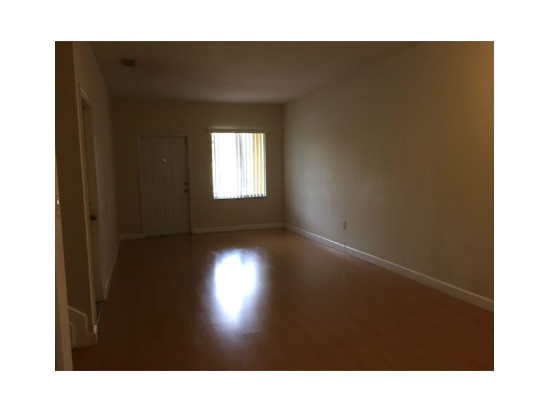 SILVER PALM HOMES - Residential Lease