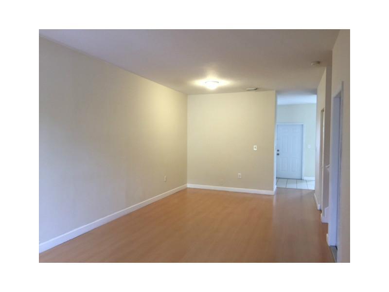 SILVER PALM HOMES - Residential Lease