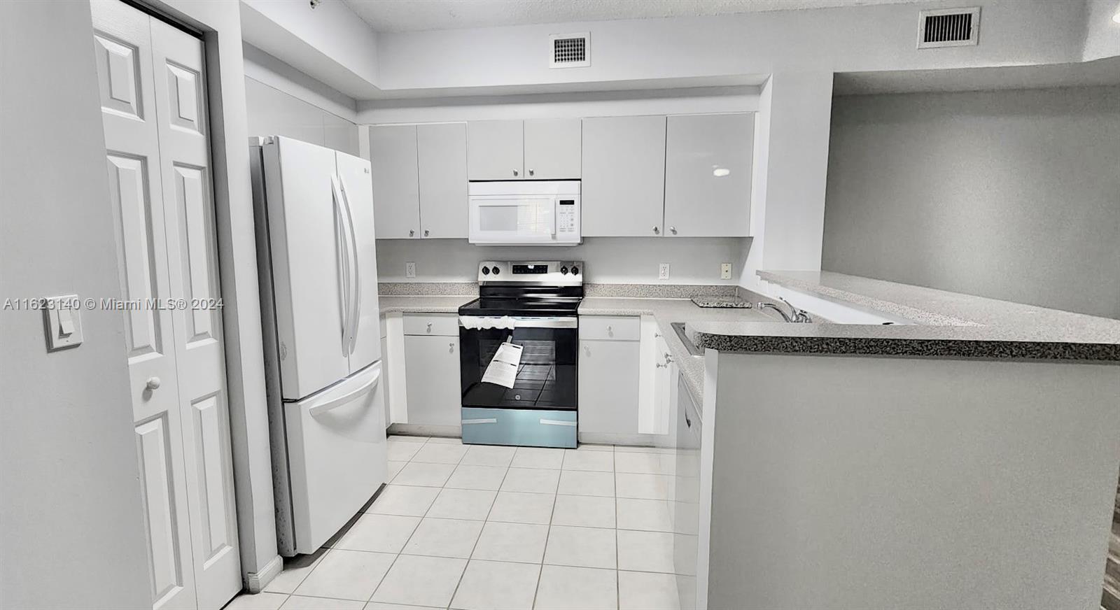 EL-AD NOB HILL CONDO - Residential Lease