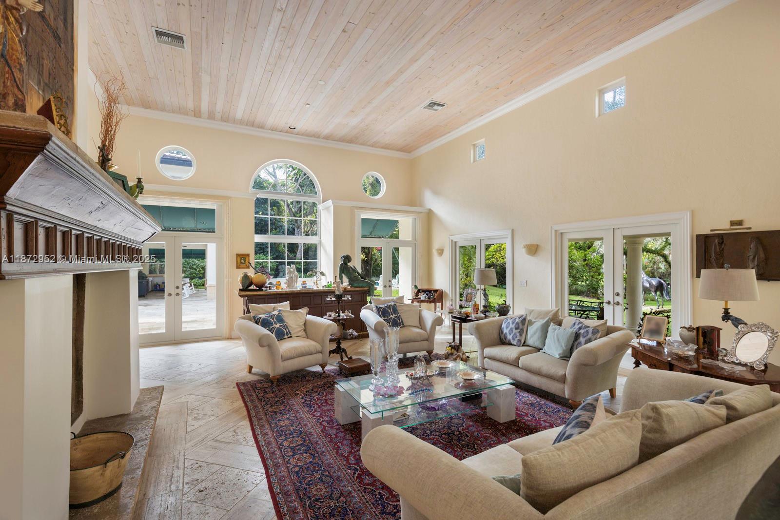 SNAPPER CREEK LAKES SUB - Residential