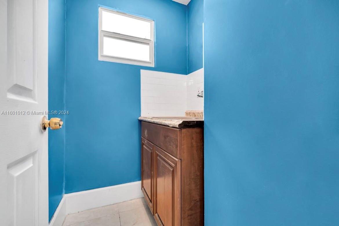 OPA LOCKA NO 2 - Residential Lease