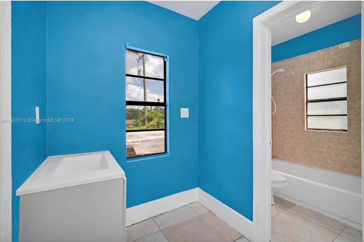OPA LOCKA NO 2 - Residential Lease
