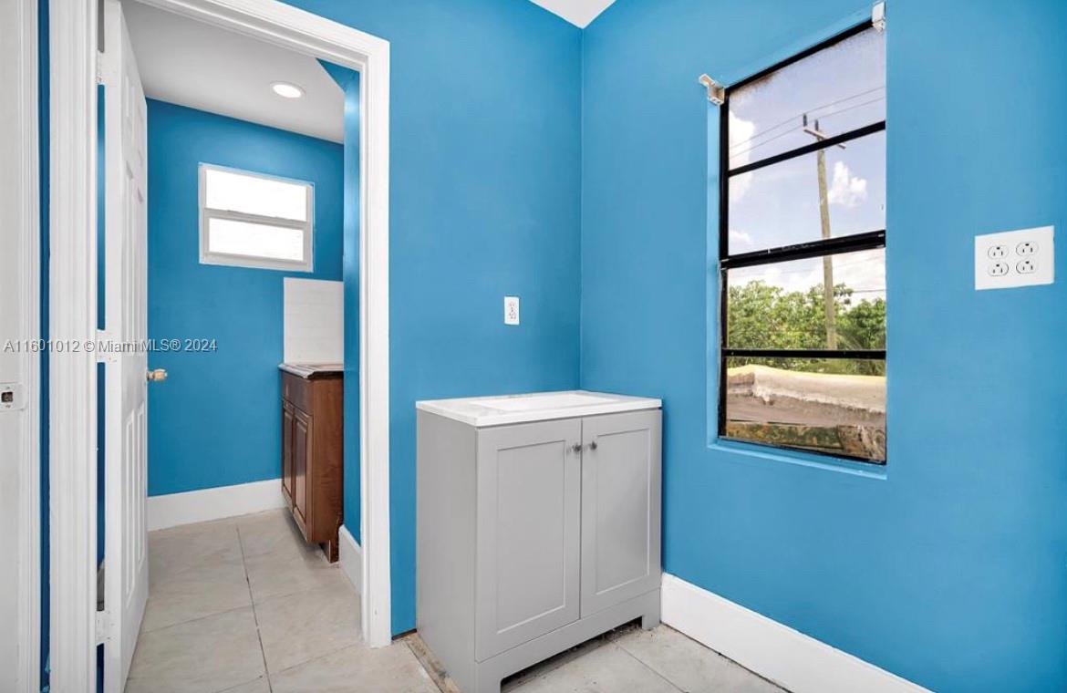 OPA LOCKA NO 2 - Residential Lease