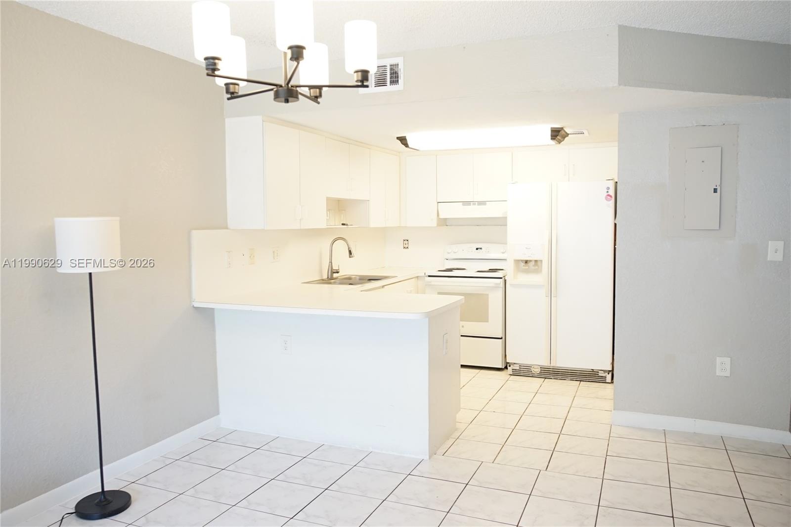 CHATEAUBLEU VILLAS AT MIDW - Residential